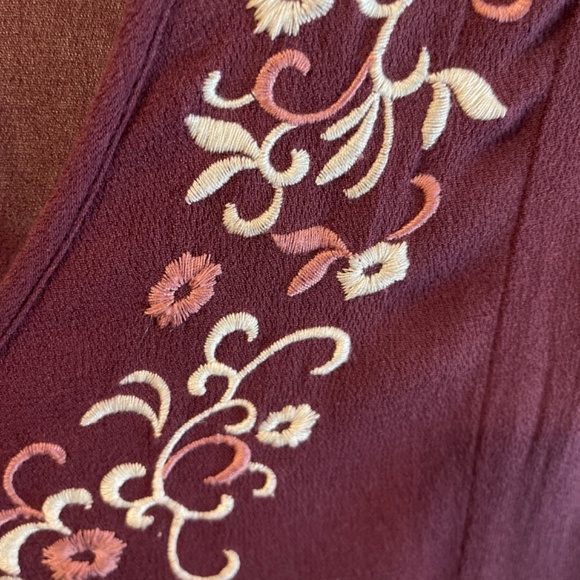 Knox Rose XXL sleeveless gauze peplum top - Picture 3 of 3